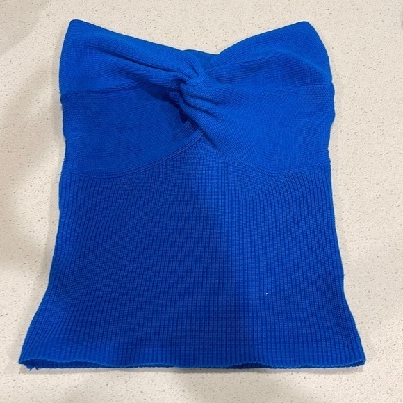 STRAPLESS BLUE KNITTED TOP - Size small - Picture 1 of 2
